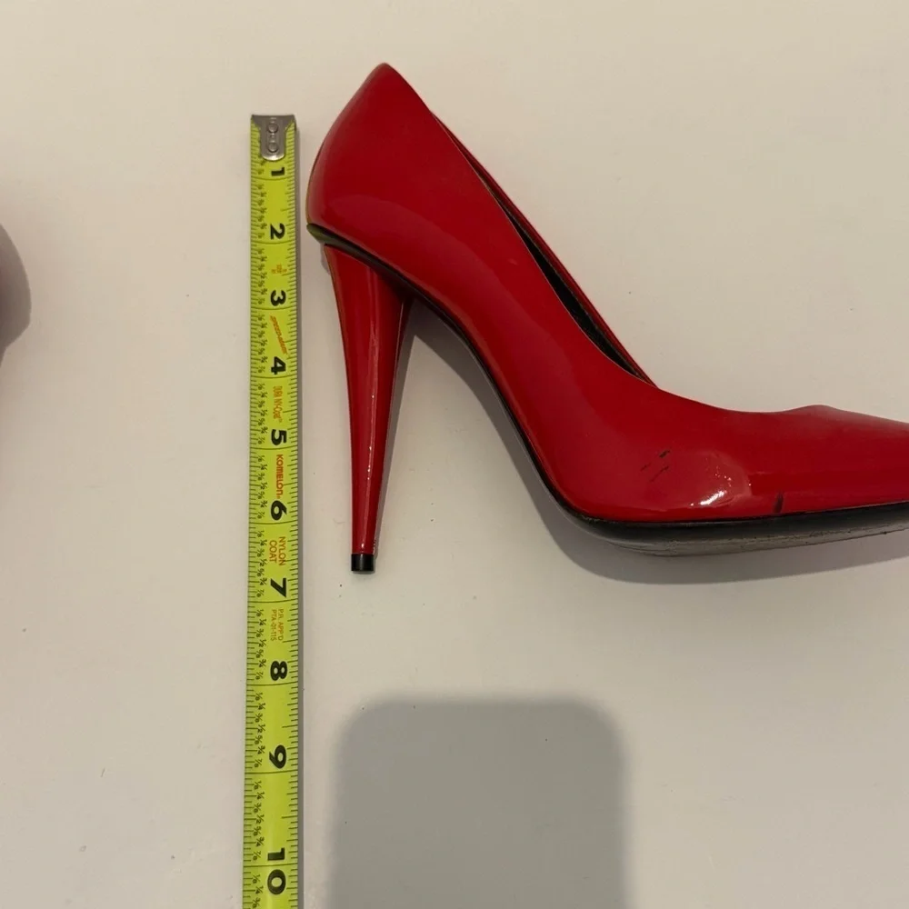 Giuseppe Zanotti Red Patent Leather Pointed-Toe Pumps Heels EU 37.5 US 7.5